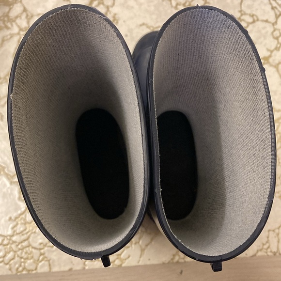 Kamik Rain Boots - Picture 3 of 6